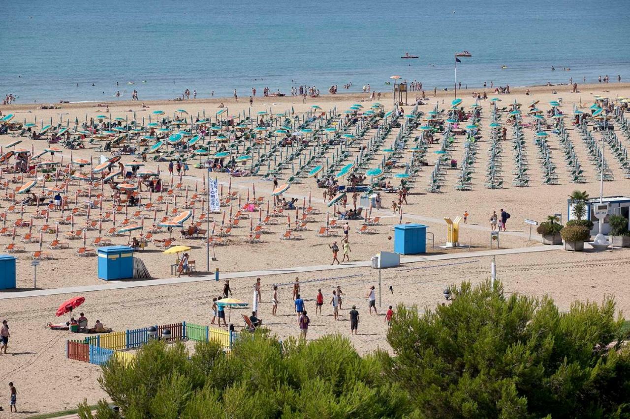 Isola Clara - Appartamenti Bibione Exteriér fotografie